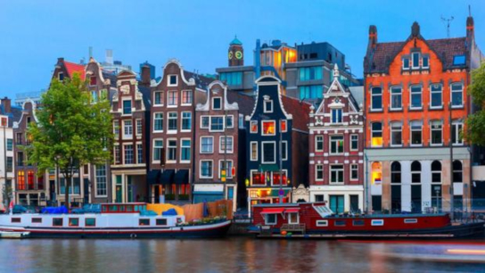 Amsterdam Paises Bajos Web